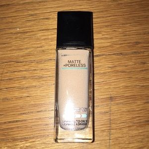 Maybelline fit me foundation